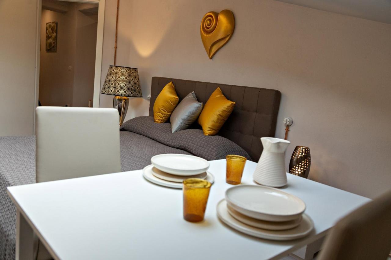 Casa Vacanze - Matelda Acomodação com café da manhã Poppi Exterior foto